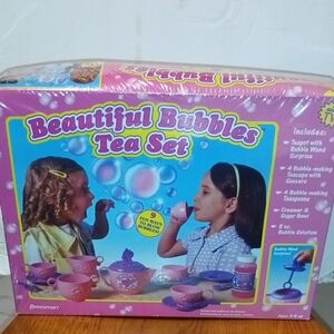 Vintage 1997 Pressman "Beautiful Bubbles Tea Set" 